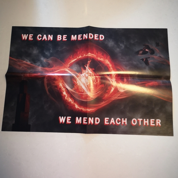 Hardcover Divergent Book series - Picture 5 of 5